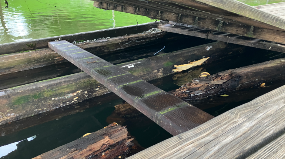 Steg, welcher instandgesetzt werden muss